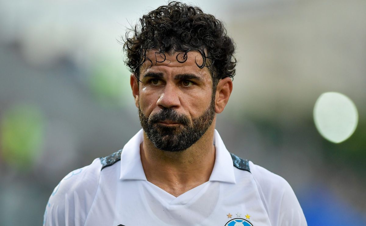diego costa deve ser titular em grêmio x bahia pelo brasileirão série a