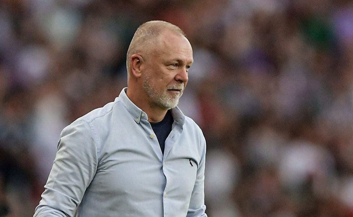 reforço para mano menezes no fluminense nesta janela não poderá jogar contra o grêmio em curitiba