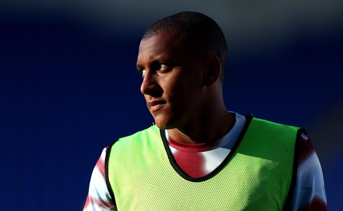 rival do são paulo propõe contrato até junho de 2025 e luizão decide aceitar jogar no corinthians