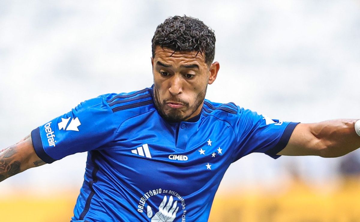 departamento médico do cruzeiro impõe condições para william voltar a jogar pelo cruzeiro