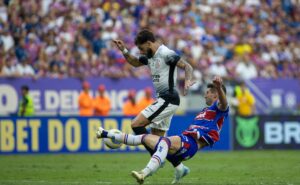 corinthians sofre gol no fim, fortaleza vira líder e afunda o timão no brasileirão