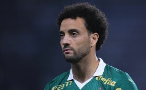 felipe anderson na direita pode ser a “arma” para palmeiras buscar classificação contra botafogo na libertadores