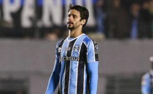 rodrigo caio é colocado no sub 20 e atitude da direção divide opiniões nas redes sociais