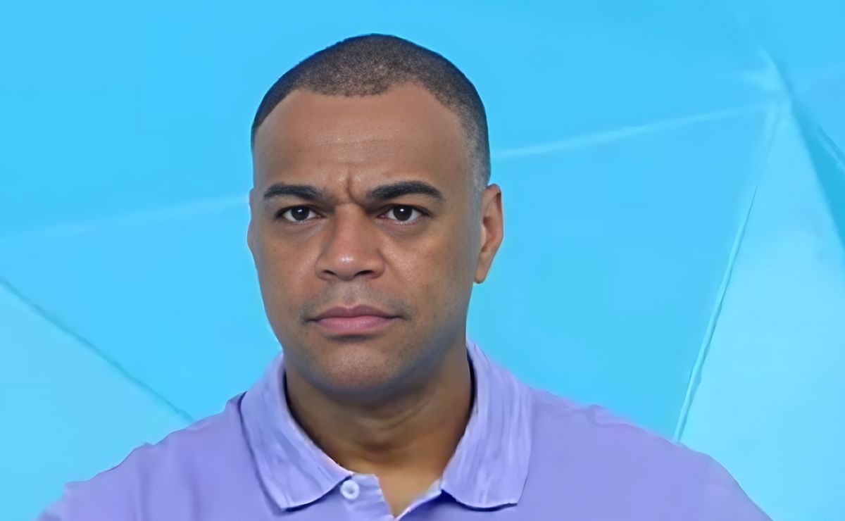 denílson elogia o santos e crava que é forte candidato para retornar à elite do futebol nacional