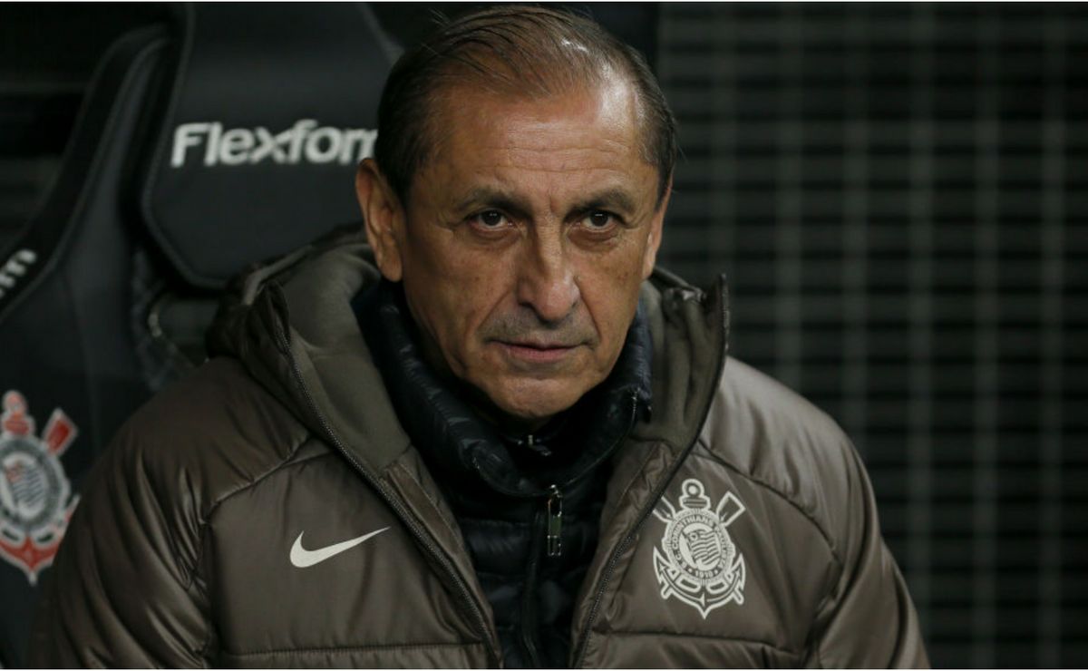ramón díaz revela se corinthians vai 'abandonar' sul americana para melhorar no brasileirão