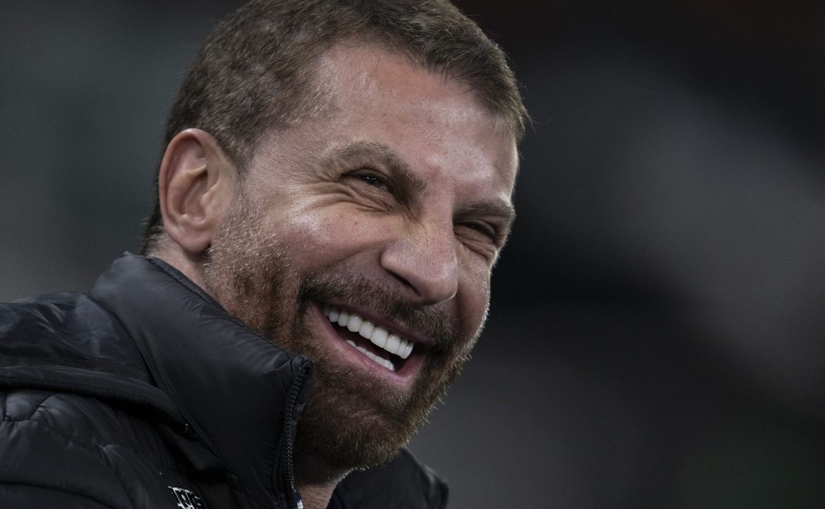 pedrinho confirma negociações por dois reforços de última hora para o vasco