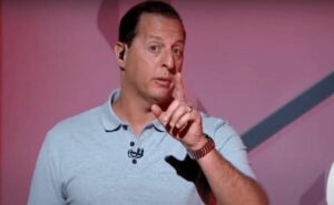 r$ 130 milhões: southampton faz proposta e vem ao brasil para contratar yuri alberto, confirma benja