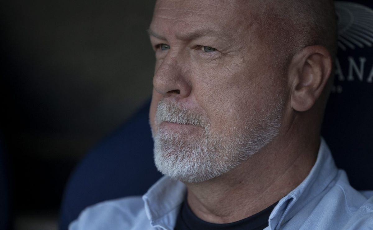 mano menezes isenta marcelo de culpa sobre eliminação do fluminense na copa do brasil 