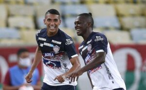 grêmio monitora atacante colombiano edwuin cetré, do estudiantes, avaliado em r$ 22 milhões