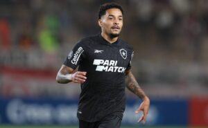 botafogo toma atitude e cobra cbf sobre expulsão de gregore: “mancha o campeonato”