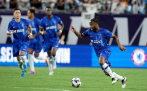 chelsea aposta em promessa argentina e contrata zagueiro do boca juniors por r$ 140 milhões