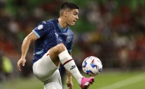 burnley pede alto por vitinho e botafogo abre conversas para contratação do lateral iván ramírez, do libertad