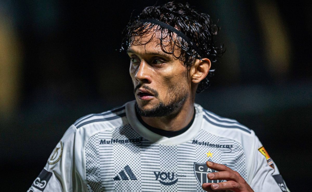 scarpa, do galo, elogia o fluminense e antecipa confronto decisivo por brasileirão e libertadores: “futebol bonito”