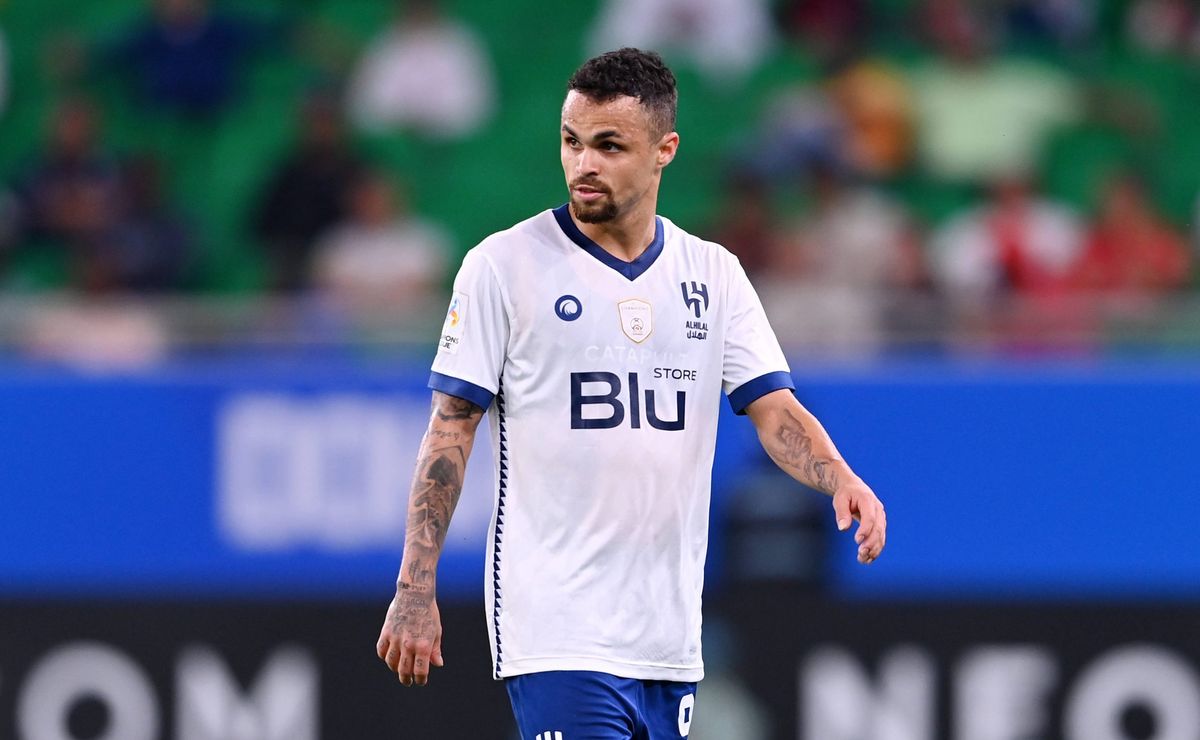 corinthians vai fechar a contratação de michael do al hilal com uma única condição 