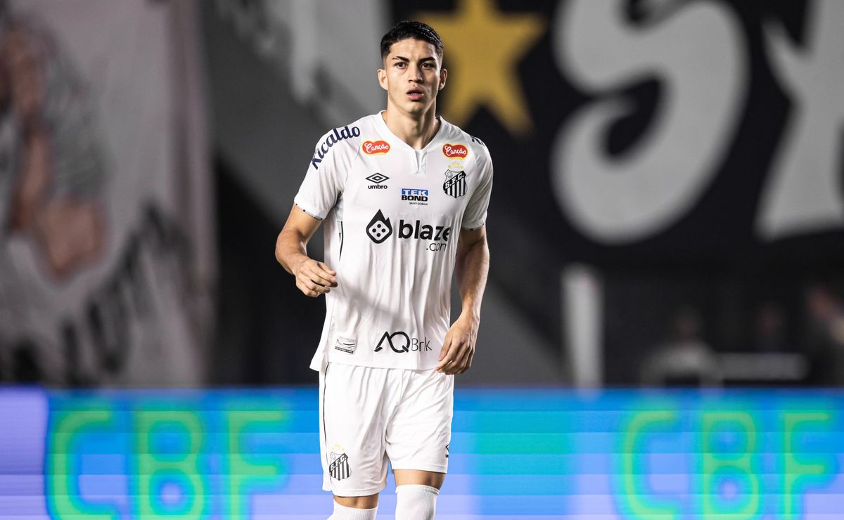 torcida do santos teme saída de jair para eventual chegada de luan peres