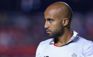 lucas lamenta confusão após clássico entre palmeiras e são paulo: "cabeça quente"