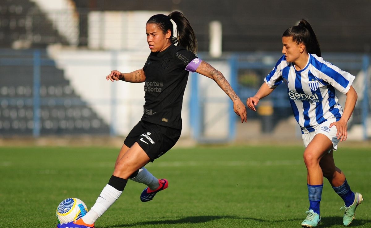 corinthians feminino fecha estratégia contra o palmeiras e treina para semifinais do brasileirão