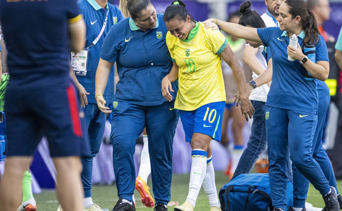 marta não deveria ser titular, mas merece respeito segundo torcedores: “maior da história” 