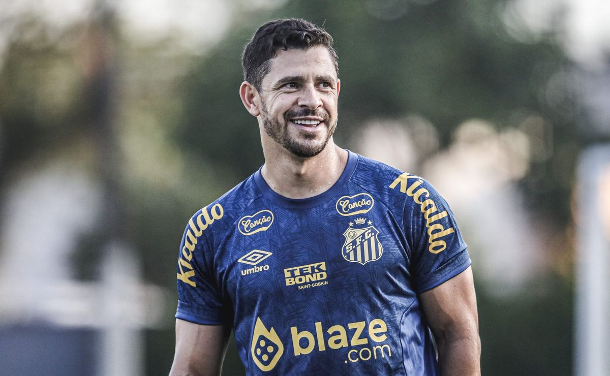 em reapresentação do santos de fábio carille, giuliano segue cronograma de recuperação física