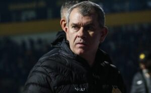 cláudio tencati, técnico do criciúma, analisa derrota para o grêmio: "estava melhor"