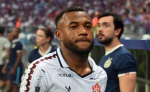 luan, volante do vitória, faz revelação sobre o vasco e projeta confronto: “uma guerra”