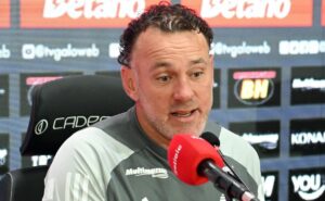após lesão de hulk, gabriel milito revela ‘plano a’ de reforço do atlético mg para 2024