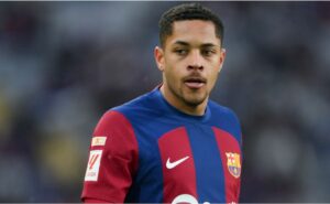 barcelona define futuro de vitor roque e quer vender o brasileiro por r$ 180 milhões