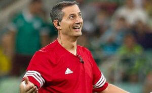 salvio spinola tem forte opinião sobre expulsão de joão victor em vasco x athletico paranaense