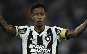 tchê tchê entrega identificação do botafogo: “não tem explicação” 