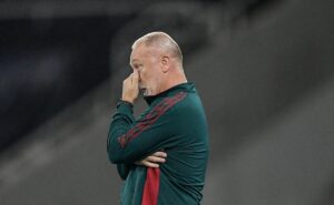 mano menezes é informado sobre interesse do internacional em guga