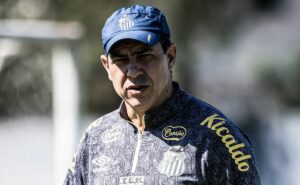 dm detalha preocupação e carille tem desfalque de última hora em santos x ponte preta