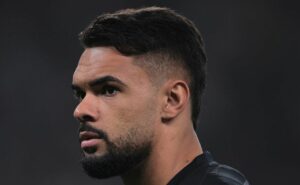 raniele é diagnosticado com “estiramento na panturrilha” e desfalcará o corinthians