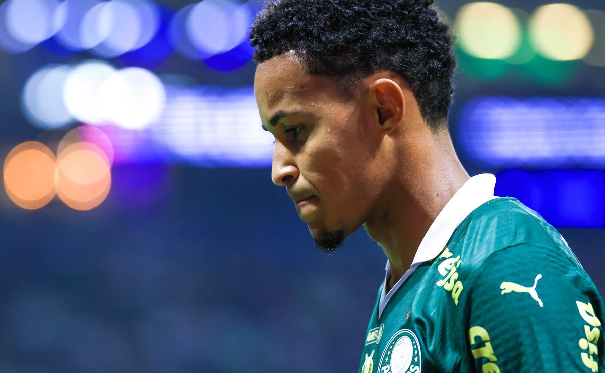 abel ousa e pode surpreender em choque rei e contra botafogo de lázaro como centroavante no palmeiras