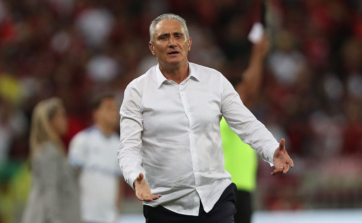 atitude de tite no empate entre flamengo e palmeiras deixa o torcedor irritado