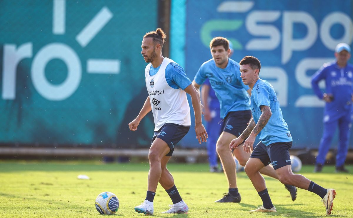 grêmio: braithwaite e diego costa treinam juntos e colocam dúvida em renato