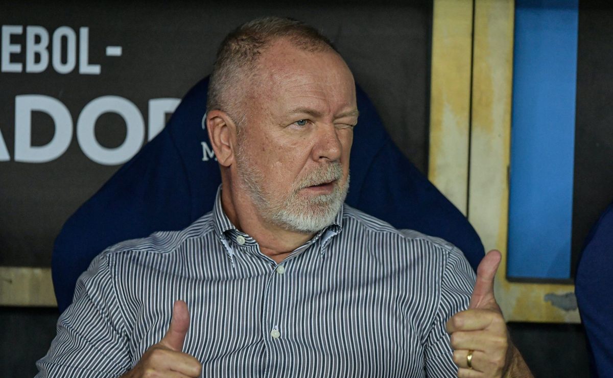 com bernal no lugar de andré, mano menezes define escalação do fluminense para encarar o são paulo