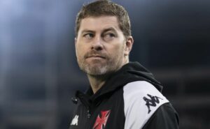 rafael paiva surpreende em decisão para vasco x athletico/pr e barra jp e alex teixeira