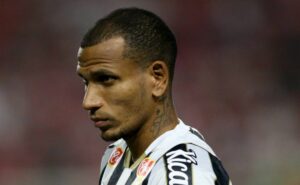 saída de otero no santos tem nova informação e futuro do venezuelano está em aberto