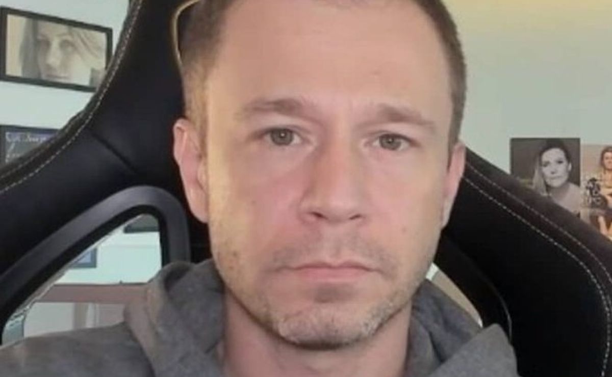 tiago leifert sobe o tom e critica hulk, do atlético mg: "É insuportável"