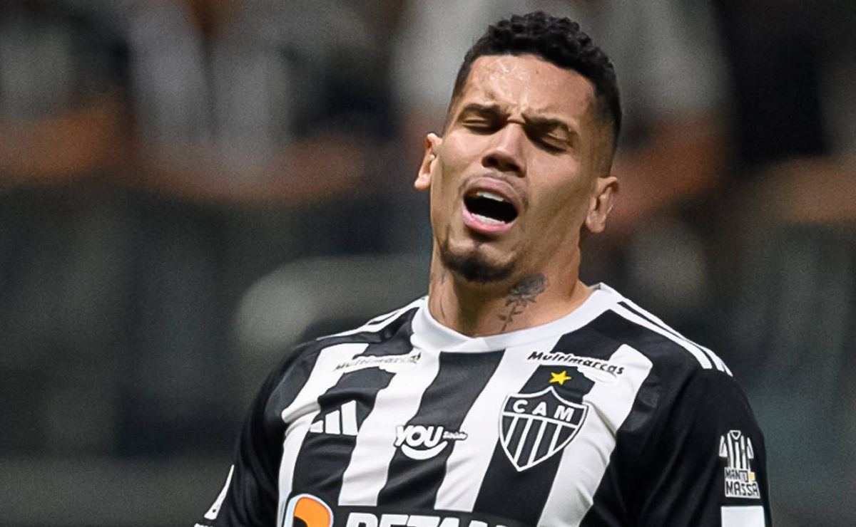 após reclamações de paulinho, cbf anuncia que atlético mg x fluminense será realizado no mineirão