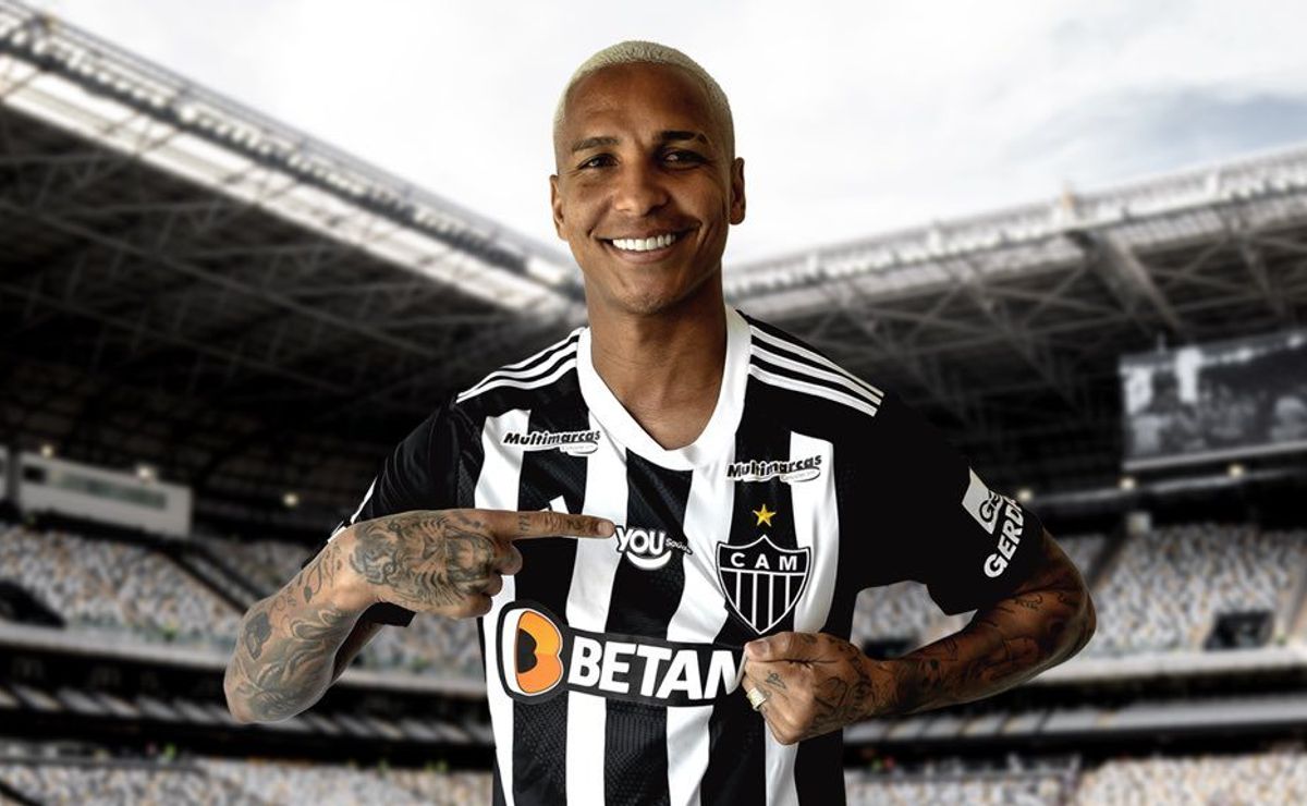 deyverson fecha com o atlético mg e recebe a camisa 9