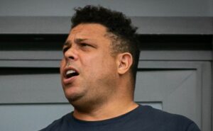 ronaldo ‘esquece’ o cruzeiro e elogia o flamengo de tite: “melhor futebol do brasil”
