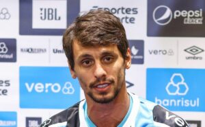 rodrigo caio no grêmio tem futuro definido e zagueiro tem confiança interna