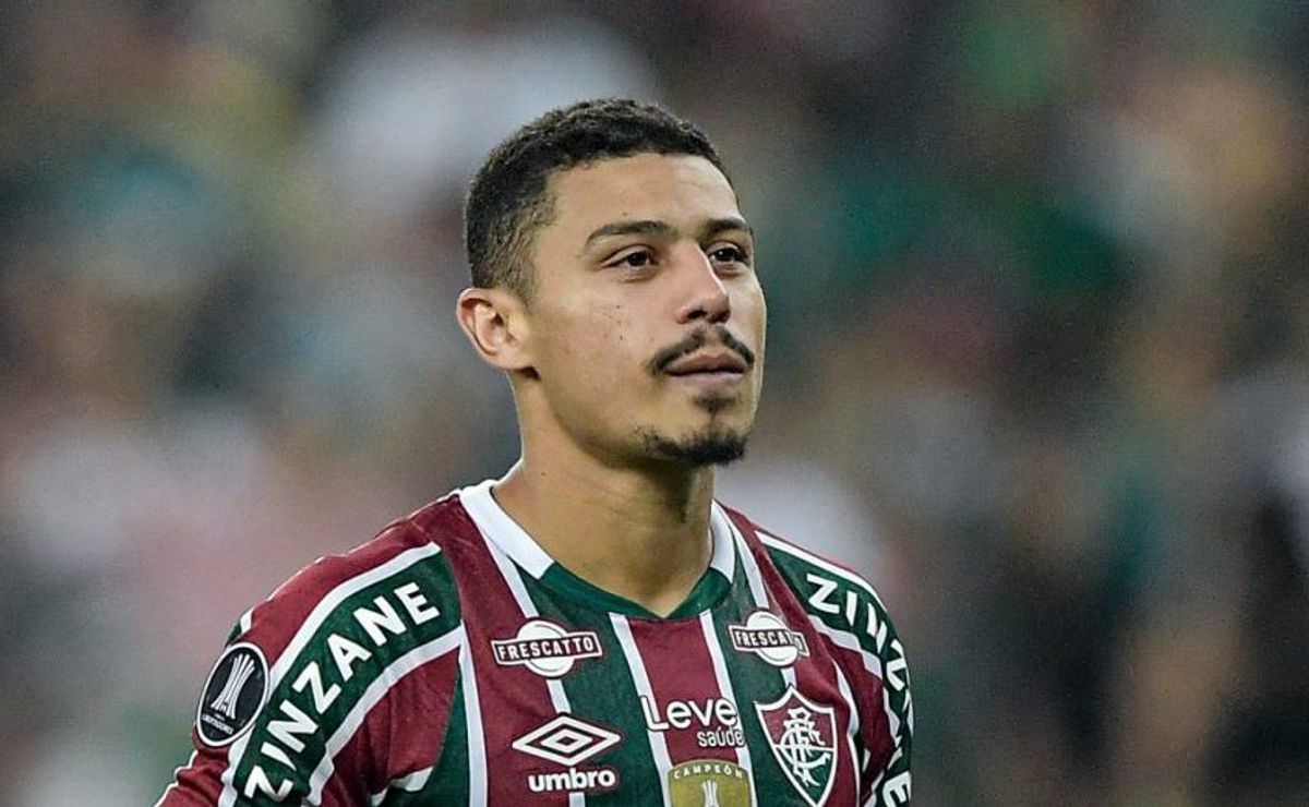 r$154 milhões: andré é vendido de forma oficial para o wolverhampton, da inglaterra