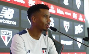 marcos antônio deve estrear no são paulo contra o atlético go pelo brasileiro