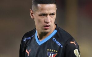 corinthians comunica decisão final sobre contratação de alex arce e vai buscar outro centroavante 