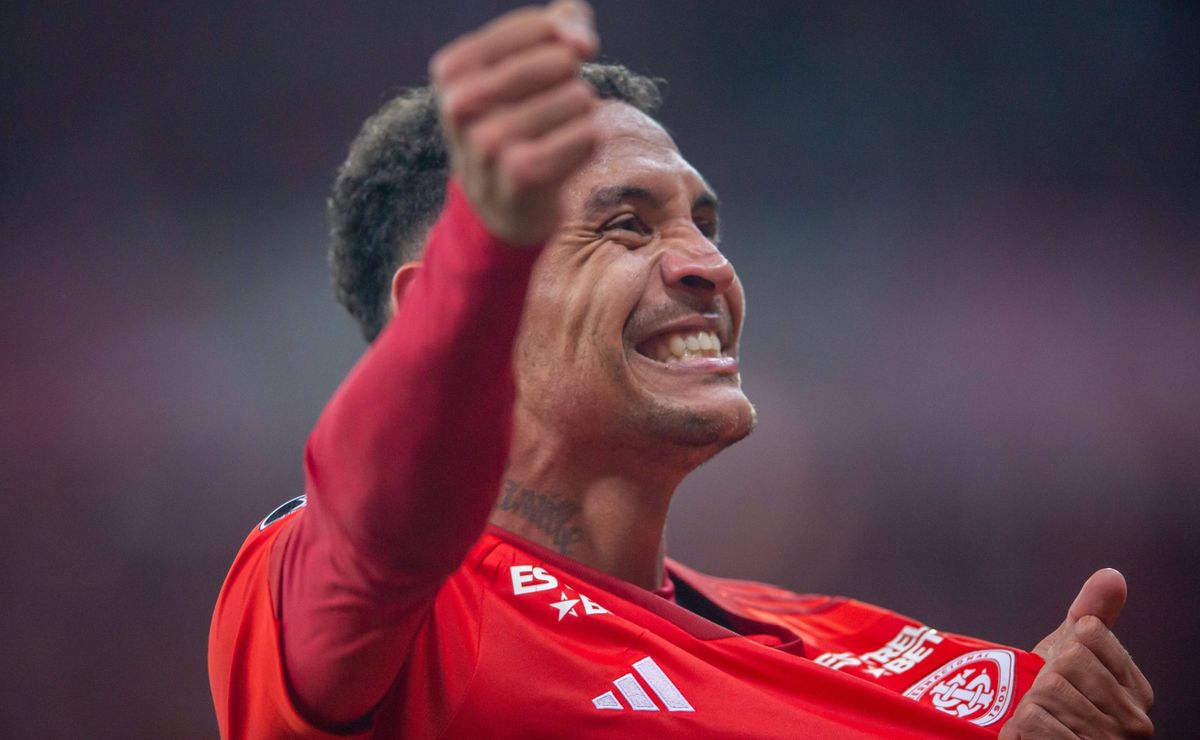 corinthians tem interesse em alan patrick e deve abrir negociação com inter no final do ano