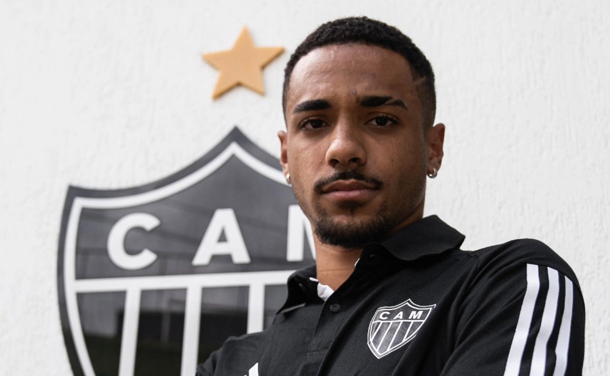 atlético mineiro rejeita oferta europeia para empréstimo do zagueiro rômulo