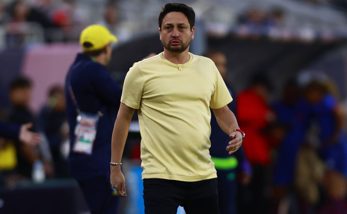 olimpíadas 2024: trabalho de arthur elias na seleção brasileira feminina é questionado: “postura ridícula”