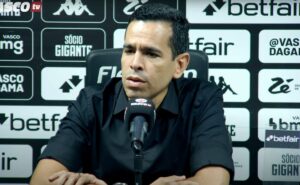 novo reforço do vasco pode chegar com aprovação de marcelo sant’anna: “jogador bom”